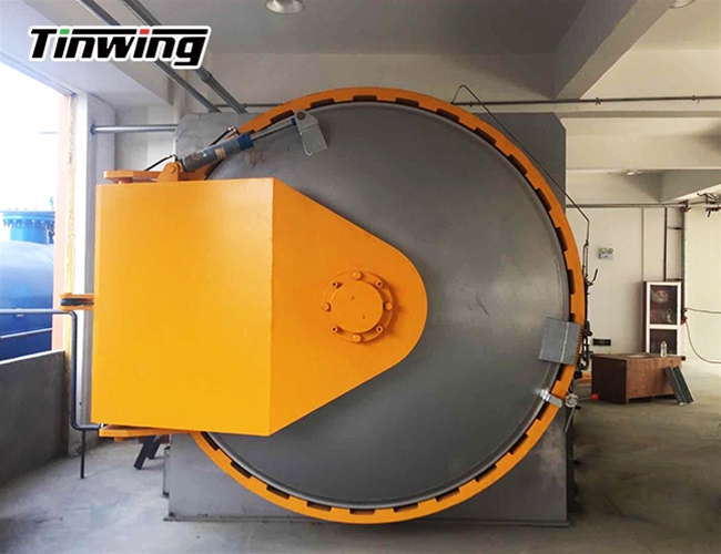 Laboratory composite autoclave